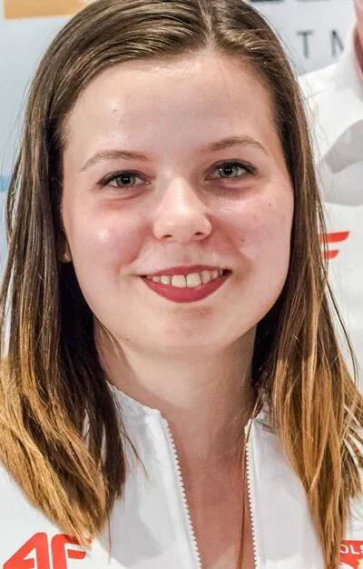 Portret zawodniczki strzelectwa sportowego Klaudii Breś.